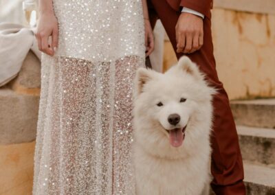 Mariage avec chien blanc Lyonnais